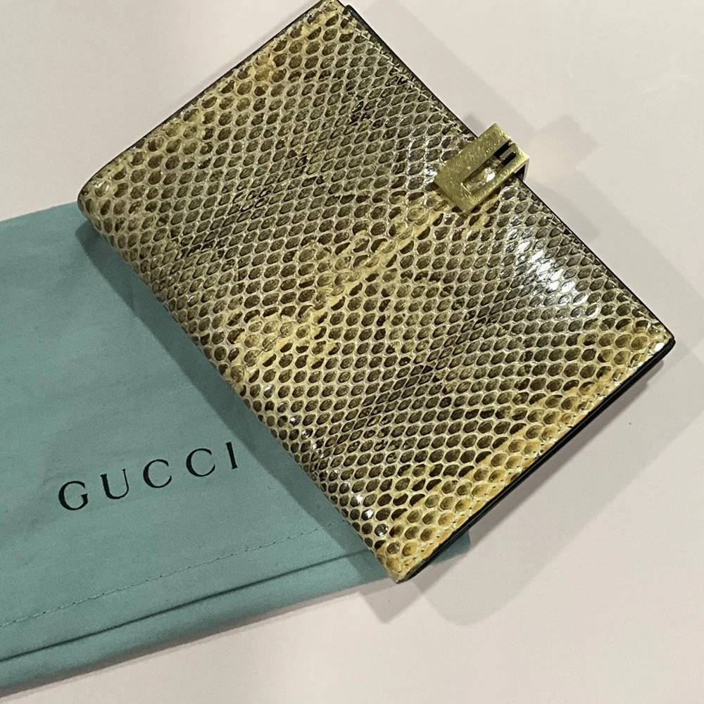 Authentic Gucci snake skin Agenda Notebook Cover - Picture 1 of 14